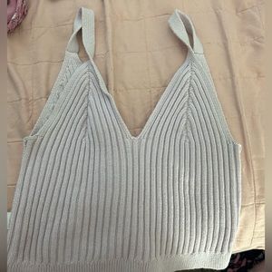 Aerie light purple top v cut.